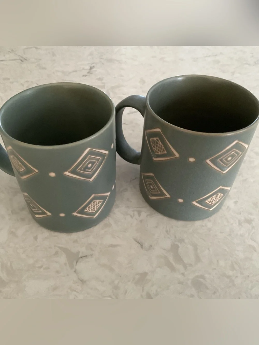 Pottery Barn Vintage Aztec Sgraffto Bongo Green Mugs, Set of 2